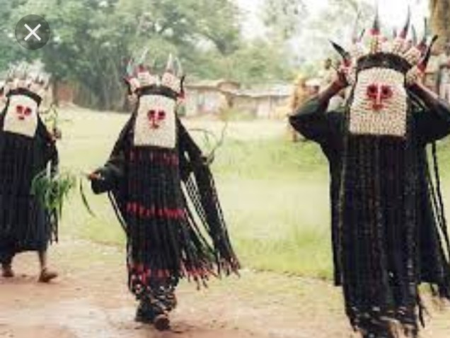 Le régime de Paul Biya et la fabrication des ennemis communautaires