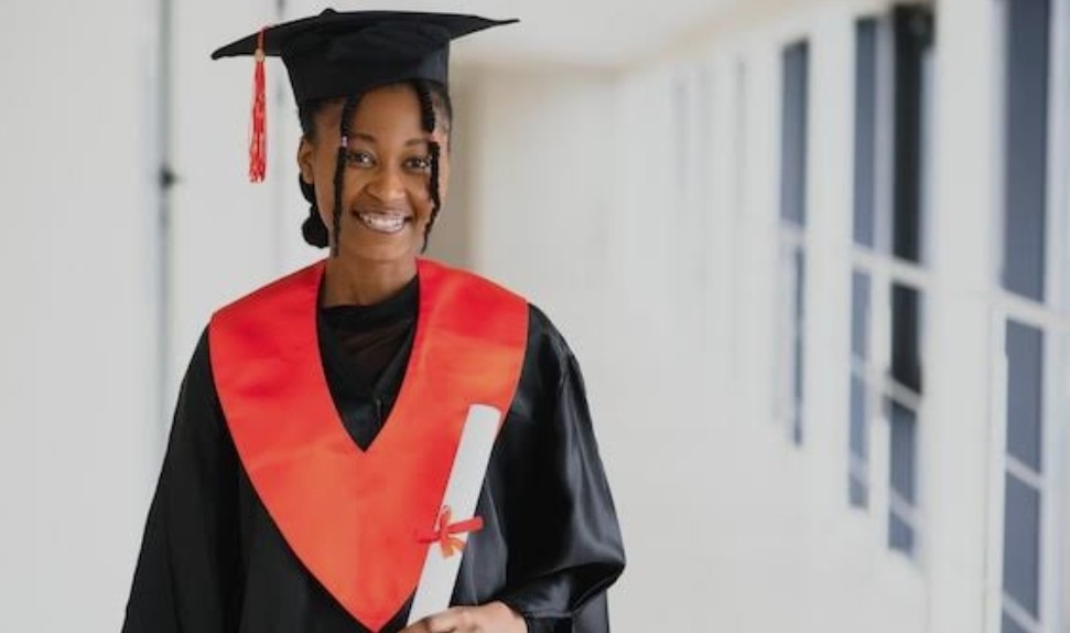Le diplômé face à
