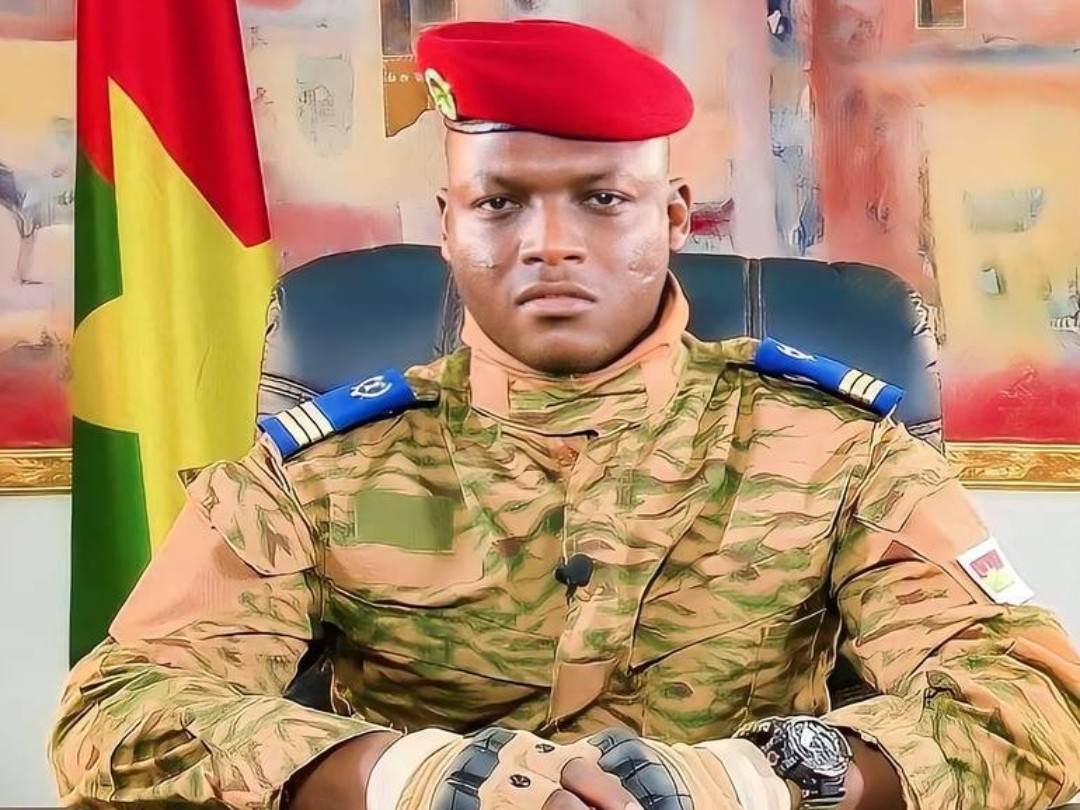 La dissolution des partis politiques au Burkina Faso : défense révolutionnaire ou lacune stratégique ?